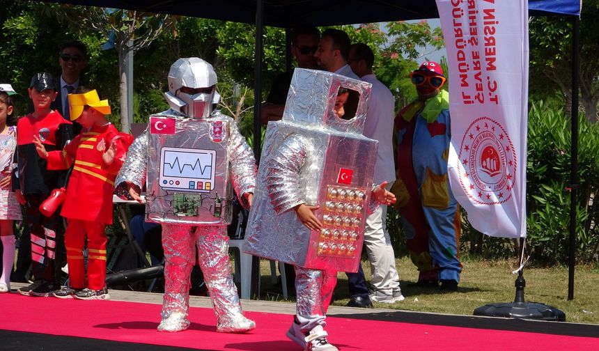 Mersin'de atıklar tasarıma dönüştü