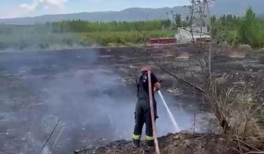 Mut'ta yangın çıktı: 15 dönüm arazi zarar gördü