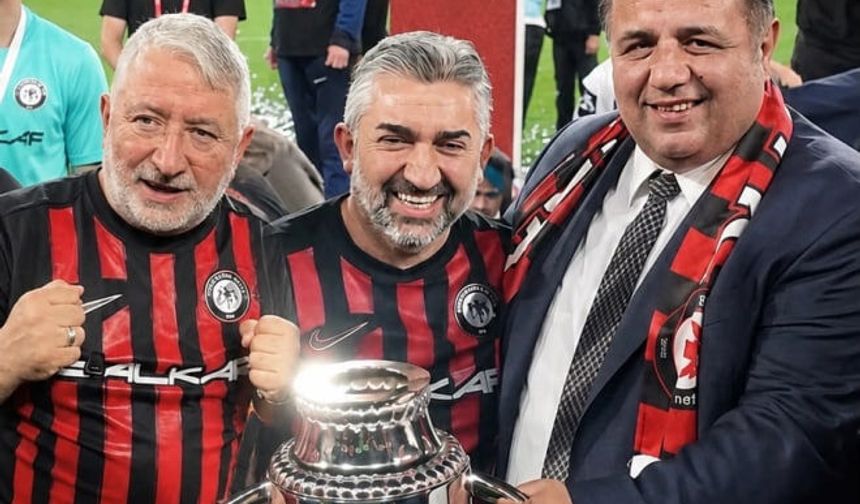 Şampiyonluk ödülü ‘Fahri Hemşehrilik Beratı’ olmalı