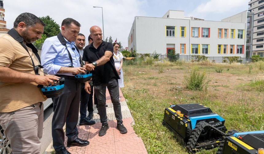 Yenişehir Belediyesi makine parkuruna yeni araç kazandırdı