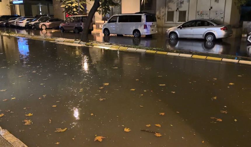 İstanbul ve Ankara’da Sağanak, Mersin’de Bunalatan Sıcak