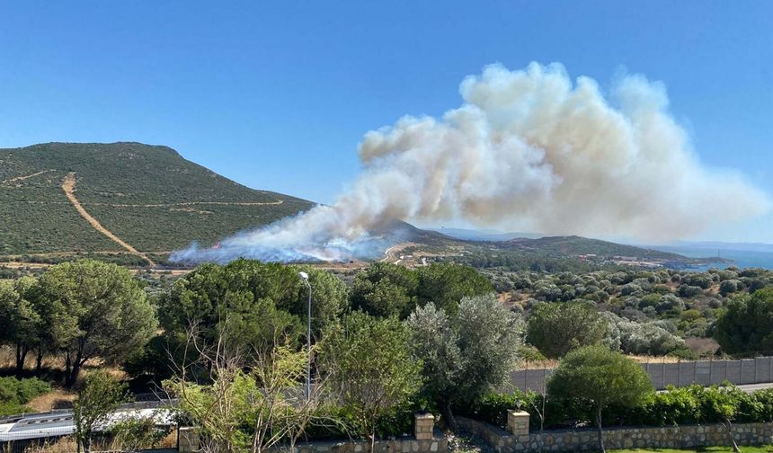Foça yanıyor!