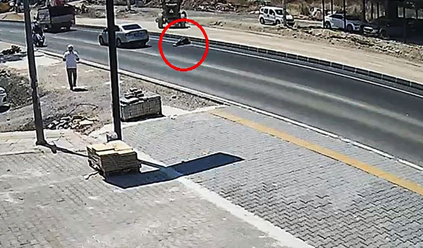 Kamyonetin çocuğu yaraladı 16 yaşındaki sürücü gözaltında