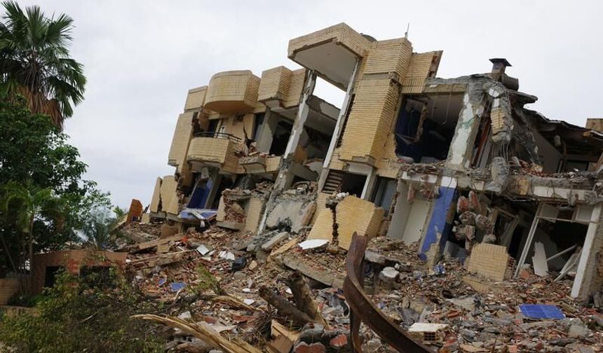 Venezuela Depreminde Can Kaybı 3 Bine Yaklaşıyor