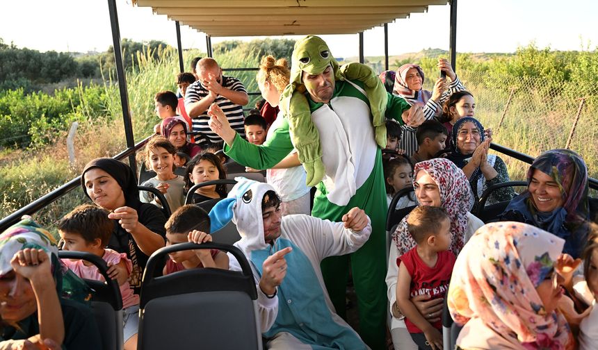 Mersin Büyükşehir’in ‘Köy Bizim Şenlik Bizim’ etkinliğine ilgi yoğun