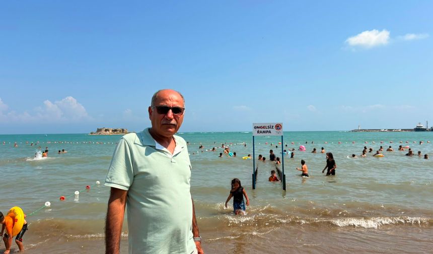 Yumurtalık’ta mavi bayrak yenilendi, engelsiz plaj dönemi başladı