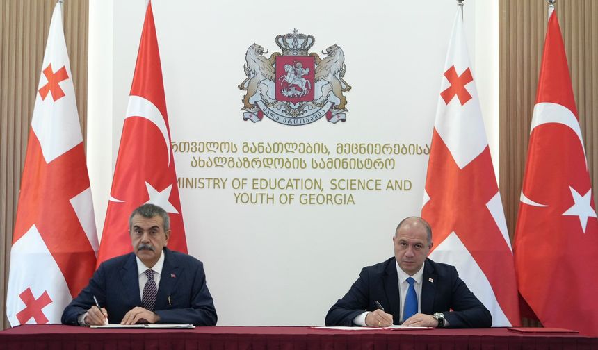Bakan Tekin, Gürcistan mevkidaşı ile görüştü