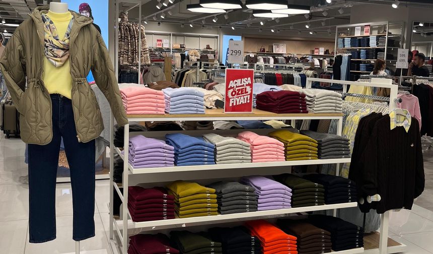Çetinkaya, VANMALL AVM'de kapılarını açıyor!