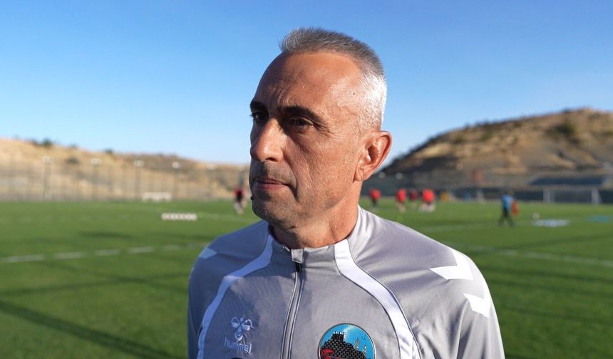 Petev: ‘Bursaspor maçından galibiyetle dönmek istiyoruz’