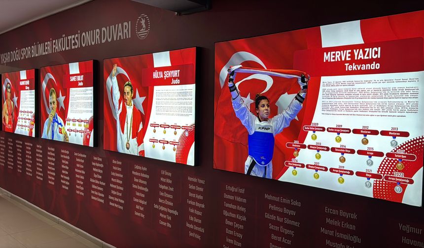 Onur Duvarı, düzenlenen törenle açıldı