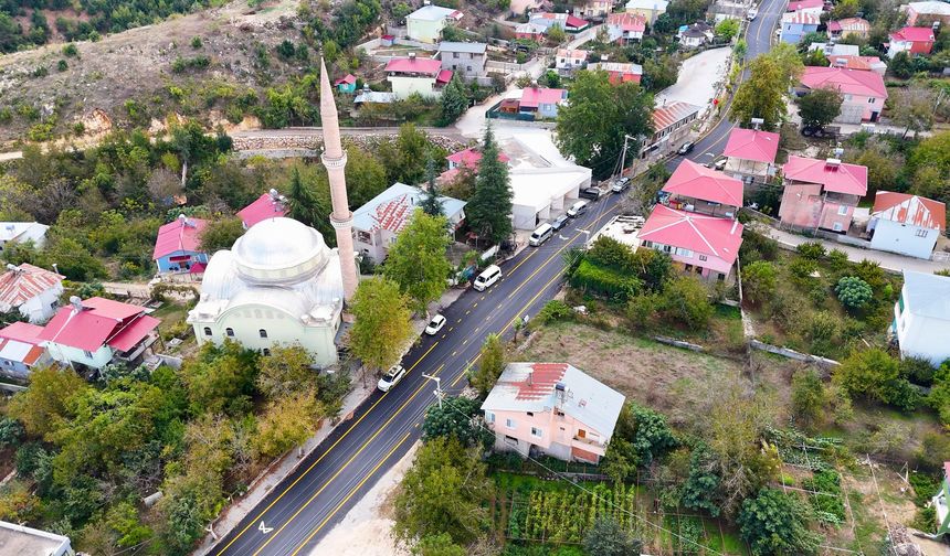 Mersin Büyükşehir’den Toroslar’da asfalt ve yol hamlesi