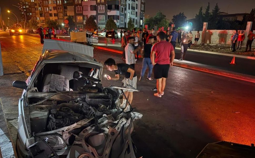 Tarsus’ta Feci Kaza: 1 Ölü, 8 Yaralı