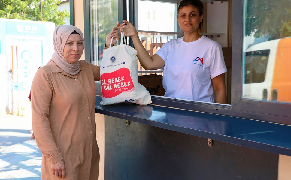Mersin’de bebekli ailelere düzenli destek: 'El Bebek Gül Bebek' projesi