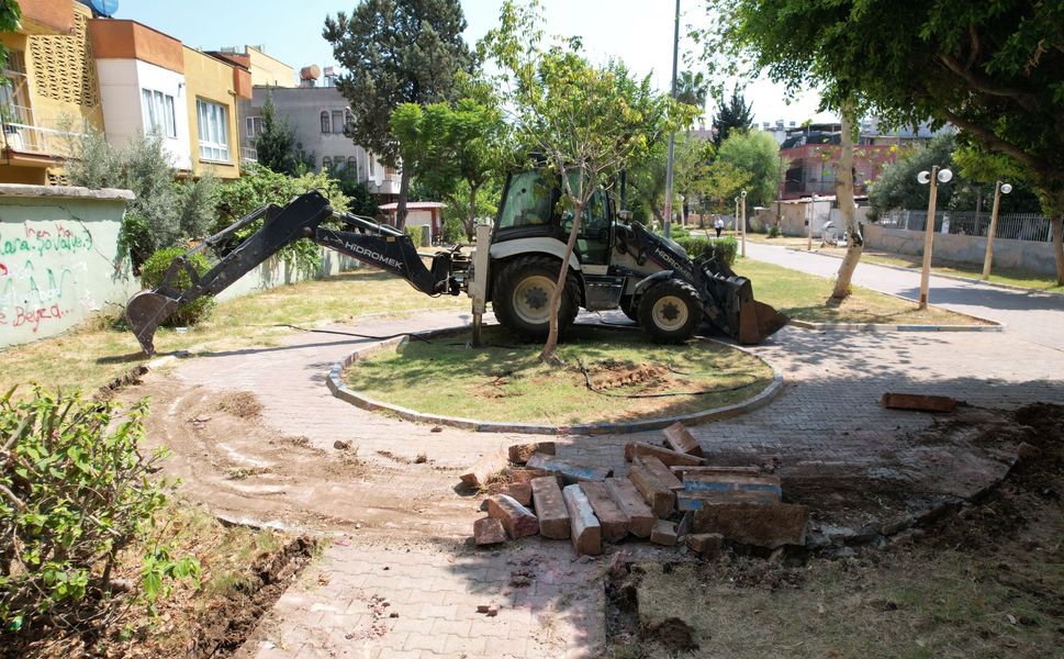 Akdeniz Belediyesi Manolya Parkı’nı baştan sona yeniliyor