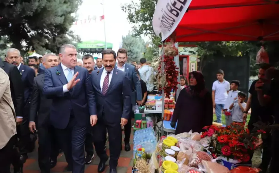 Bakan Bak: “Hatay’da imar ve yatırımlar hız kesmeden sürüyor”