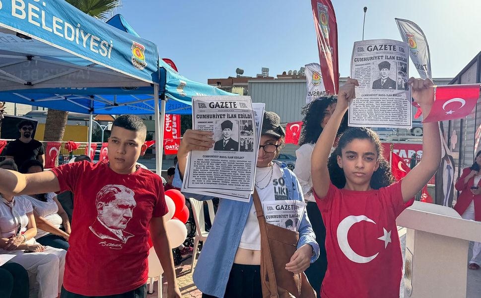 Cumhuriyet Coşkusu Engelsiz Eğitim Merkezinde Yaşandı