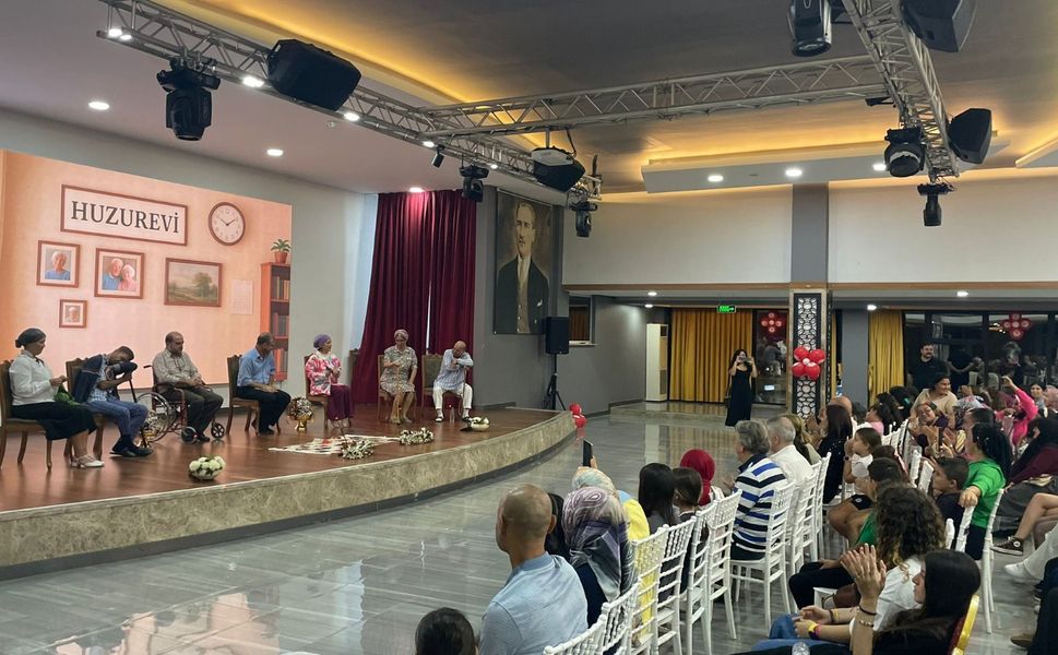 Mersin’de “Aile Yılı” Etkinlikleri Kapsamında Tiyatro Şöleni