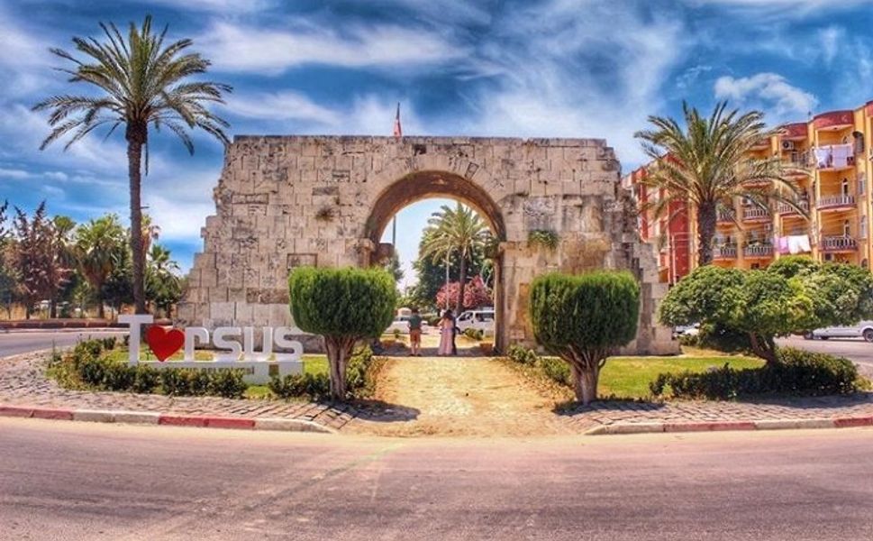 Mersin’de Başlayan Efsane: Kleopatra’nın Aşk Yolculuğu Tarsus’tan Geçti!