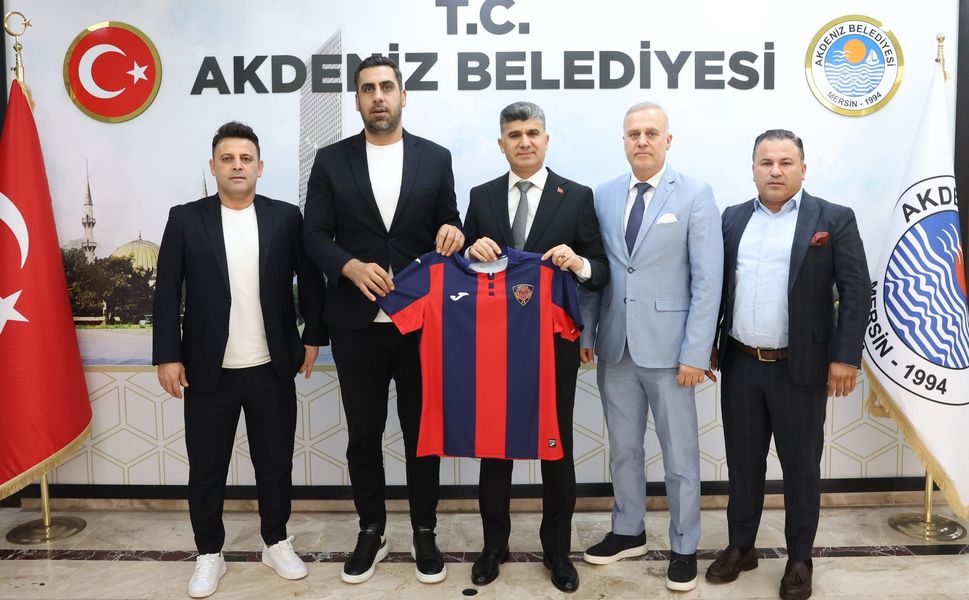 Yeni Mersin İdman Yurdu’ndan Başkan V. Şener’e Ziyaret