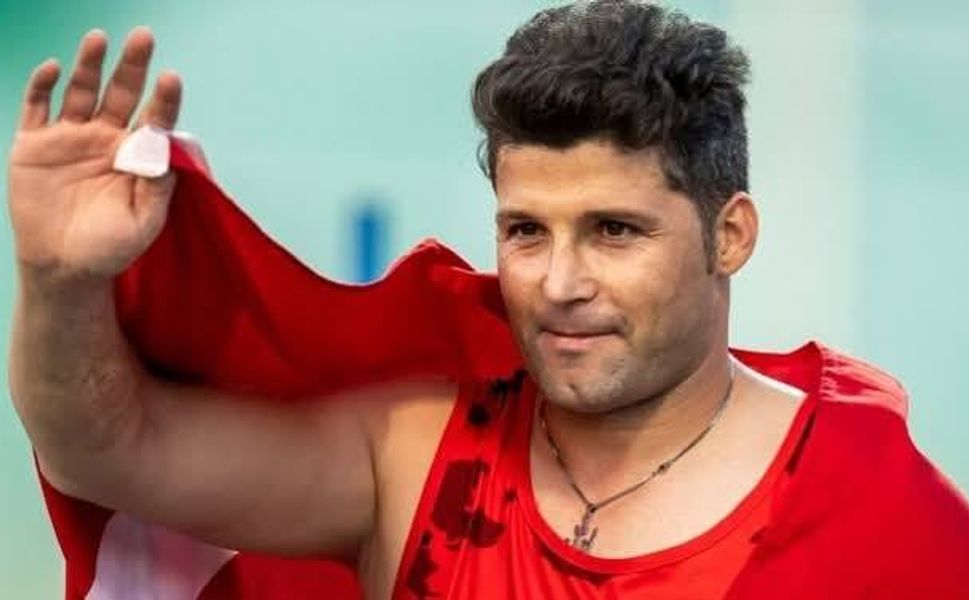 Mersinli sporcu Khalvandi’den gülle atmada gümüş