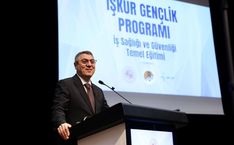 Vali Toros İŞKUR Gençlik Programı"nın Açılış Törenine Katıldı