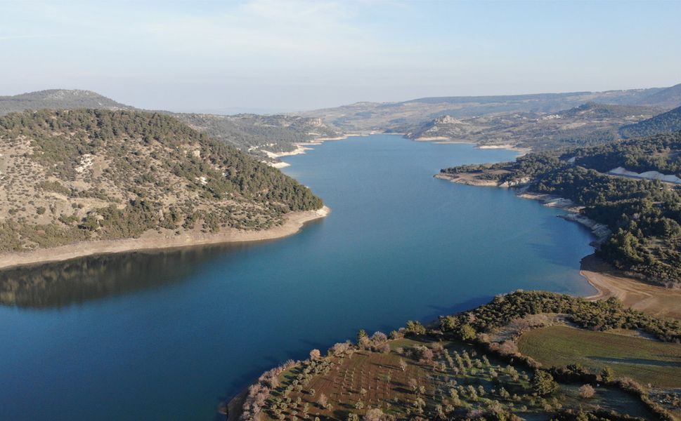 Mersin Tarımında Su Krizi Kapıda: Barajlar Alarm Veriyor