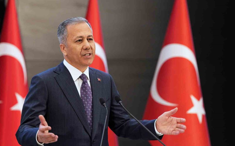 Bakan Yerlikaya: "2025 yılında 103 terörist ikna yoluyla yurt dışından gelerek güvenlik güçlerimize teslim oldu"