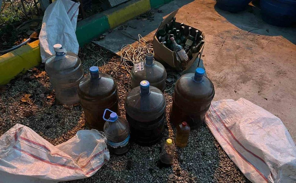 Yeni yıl öncesi 6 ton sahte alkol ele geçirildi