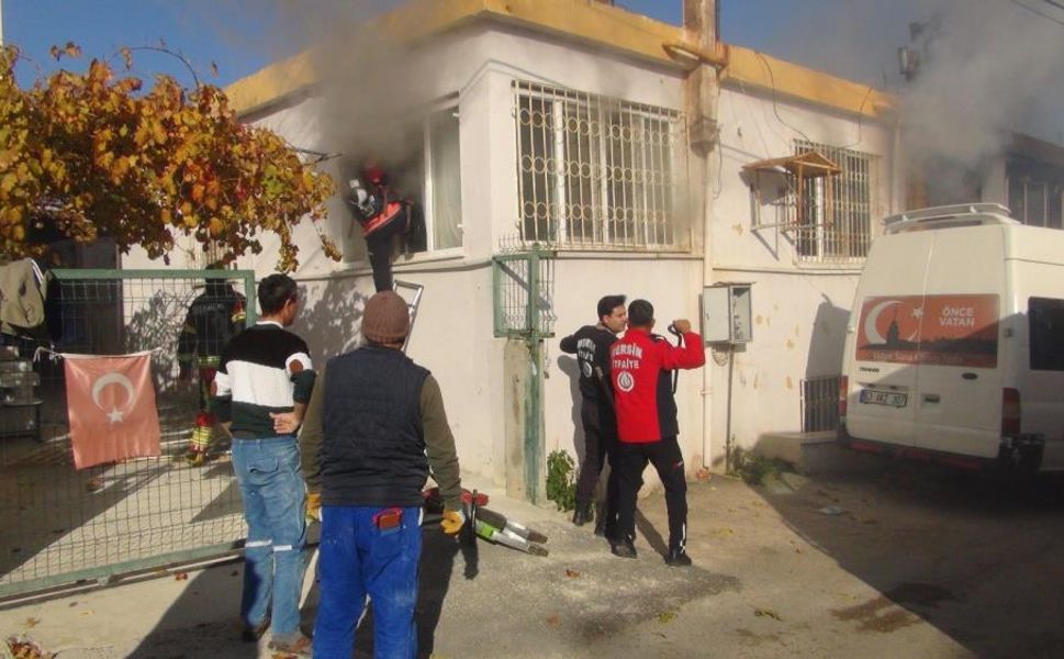 Evde Çıkan Yangında 2 Çocuk Hayatını Kaybetti