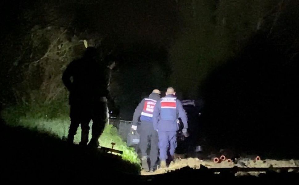 Kayıp olarak aranan eski muhtar varilin içinde ölü bulundu