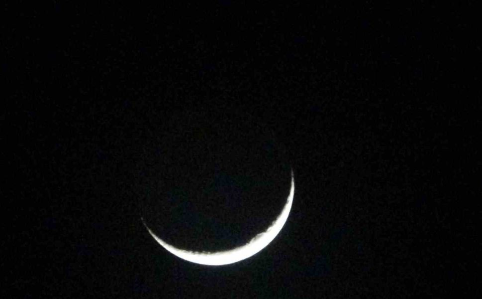 Van’da 2026’nın ilk hilal ay görsel şölen sundu