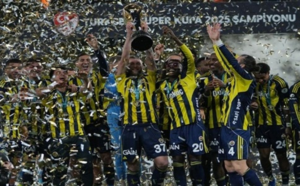 Süper Kupa'da Şampiyon Fenerbahçe!