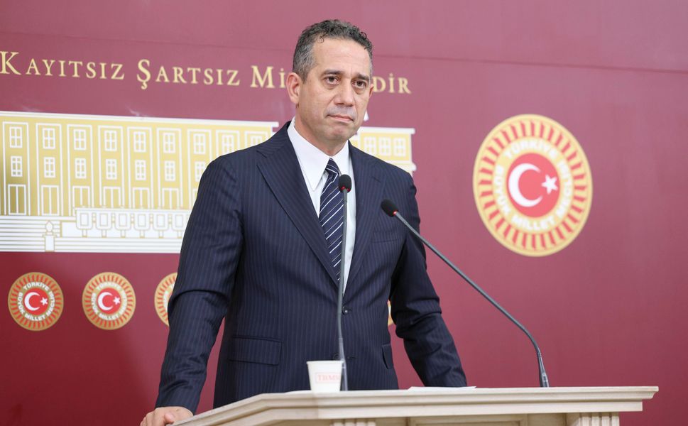 CHP'li Başarır'dan Meclis’te Tarihi Çıkış: "70 Milyarı Demirören’den Alın, Emekliye Verin"