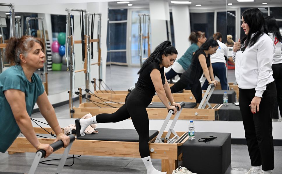 Mersin Büyükşehir Belediyesi Kadınları Reformer Pilates Kurslarında Buluşturuyor