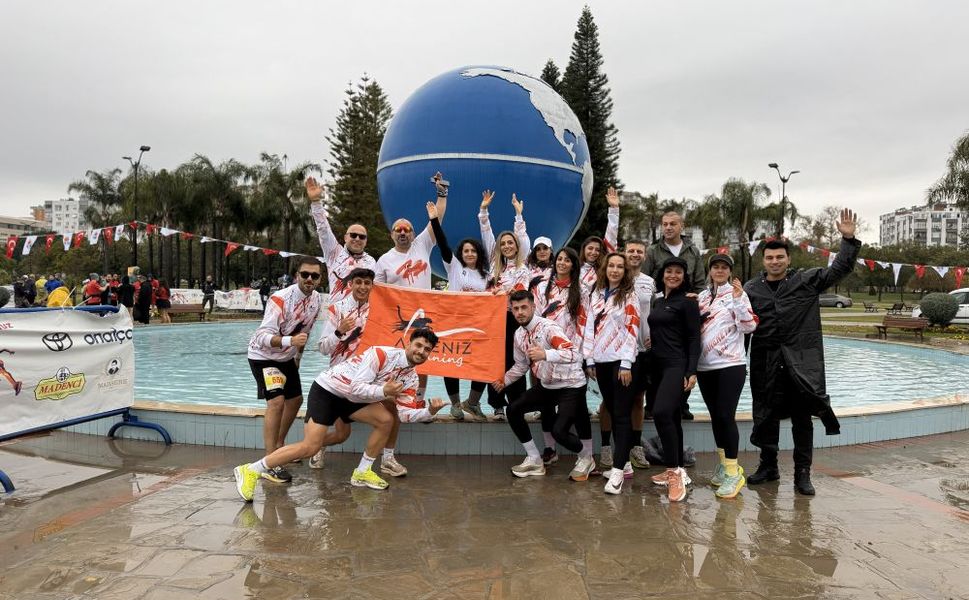 Akdeniz Runing Mersin Grubu Sporcuları Adana’da Yağmura Karşı Koştu