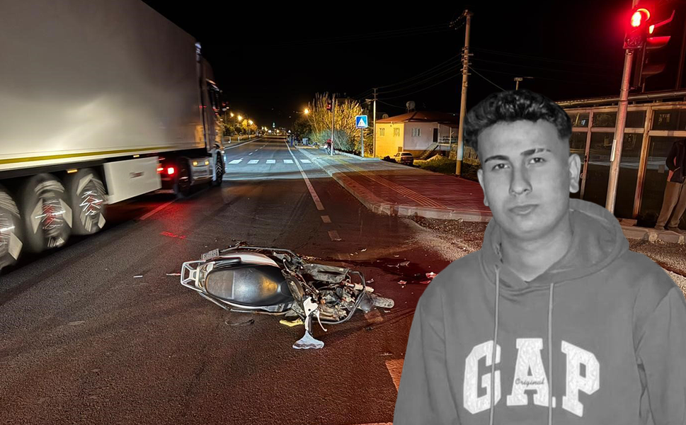 Motosiklet ile kamyonet çarpıştı: 19 yaşındaki sürücü hayatını kaybetti
