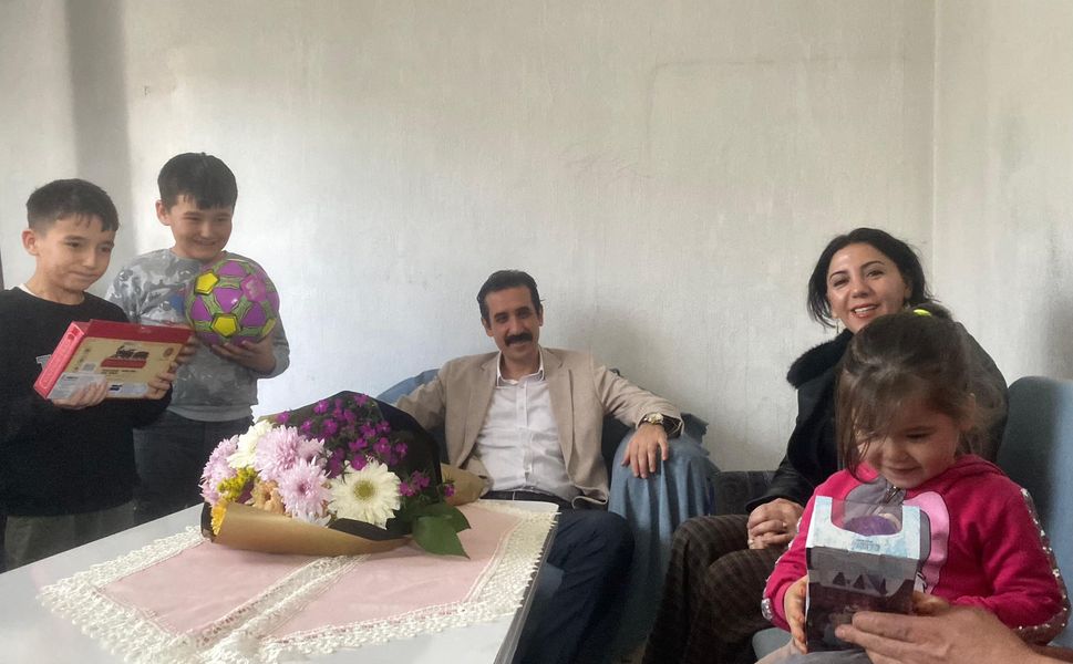 Bozyazı’da Yabancılara Yönelik Sosyal Uyum Yardımı Kapsamında Aile Ziyareti