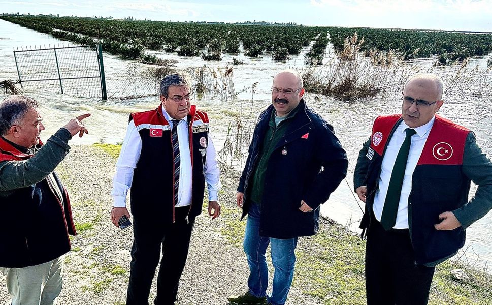 Tarsus'ta Baraj Su Tahliyesi Nedeniyle Taşkın Sahalarında İnceleme Yapıldı