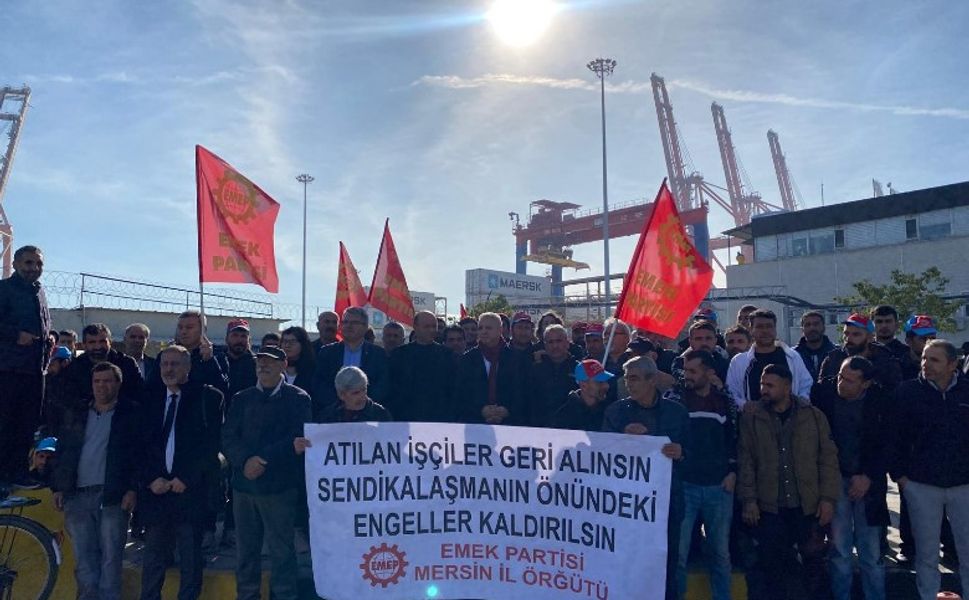İşten Çıkarılan Liman İşçileri Eylemlerini Sürdürüyor