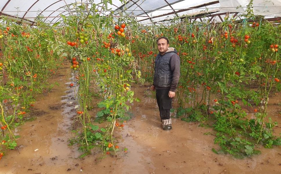 Sağanak Yağış ve Hortum Seralarda Büyük Zarara Yol Açtı