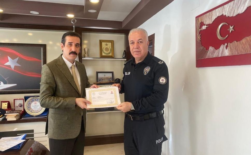 Mersin’de Asayiş ve Kamu Düzeninde Başarılı Amirler Ödüllendirildi