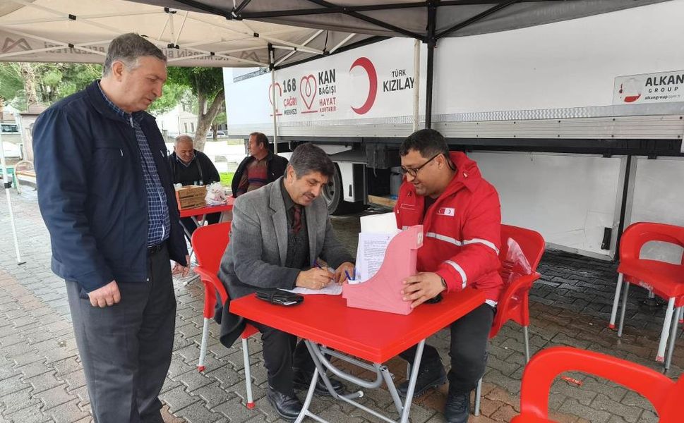 Din Görevlilerinden Kan Bağışı