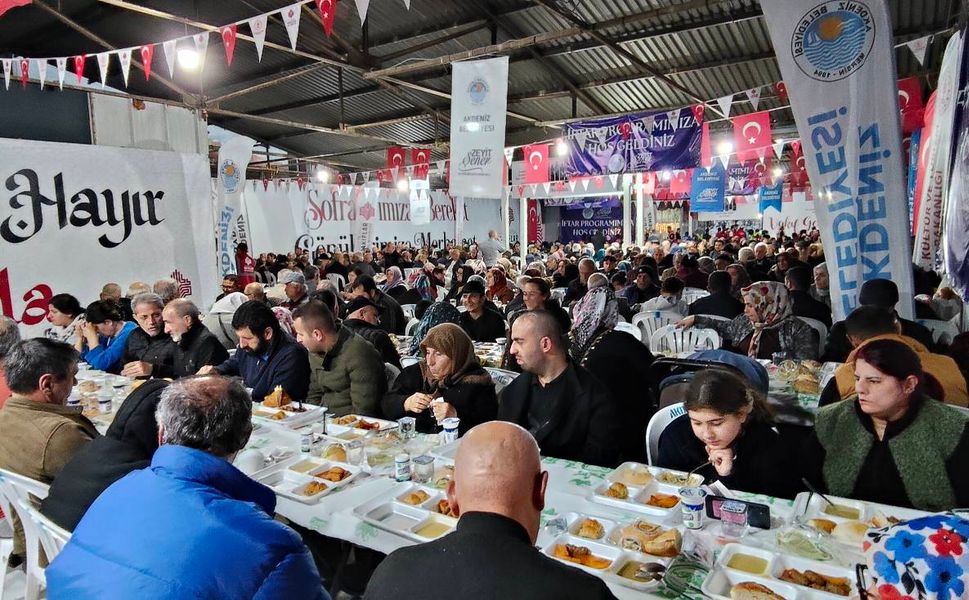 Mesudiye’de “Asırları Aşan Hayır Bu Sofrada” İftarı