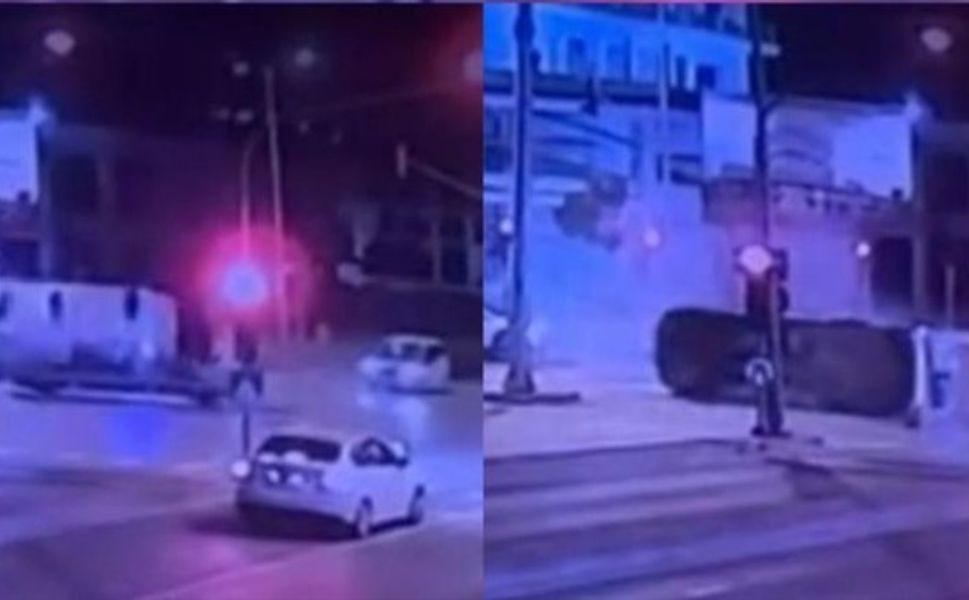 Mersinde Ambulansla Otomobil Çarpıştı: O Anlar Güvenlik  Kameralarına Yansıdı