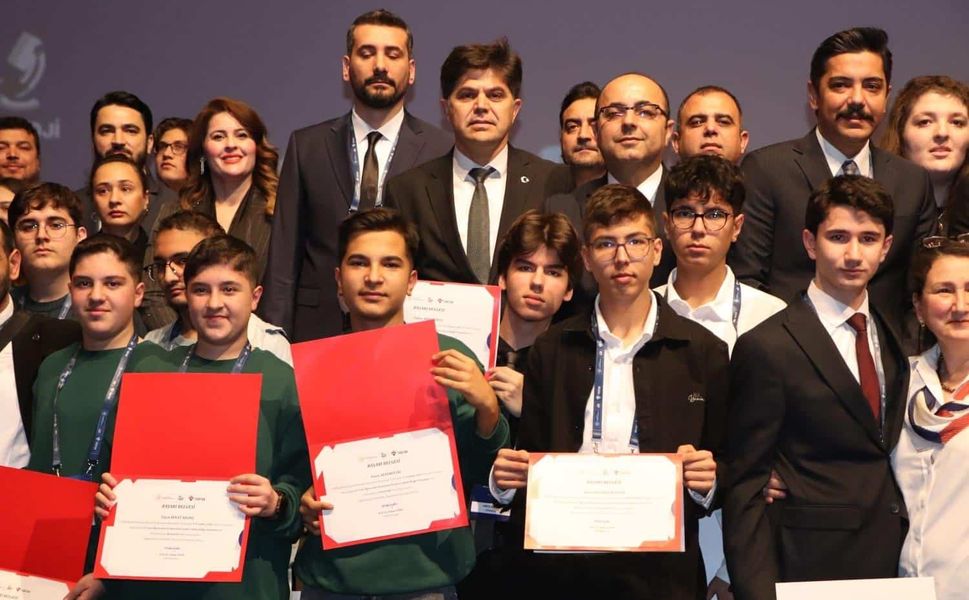 Mersin, TÜBİTAK 2204-A Adana Bölge Finali’nden 7 Ödülle Döndü