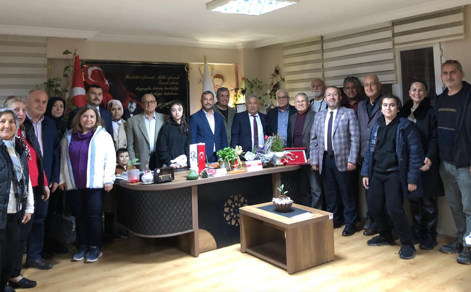 Çocuk ve yetişkin iki kuşak iftarda birlikte oldu