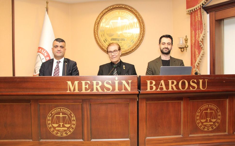 Mersin Barosu ve Çağ Üniversitesi mezunları söyleşide bir araya geldi