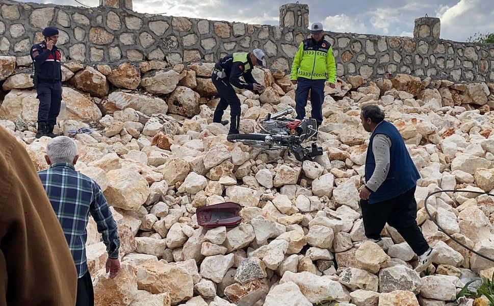 Mersin’de motosiklet kazası: 14 yaşındaki sürücü hayatını kaybetti