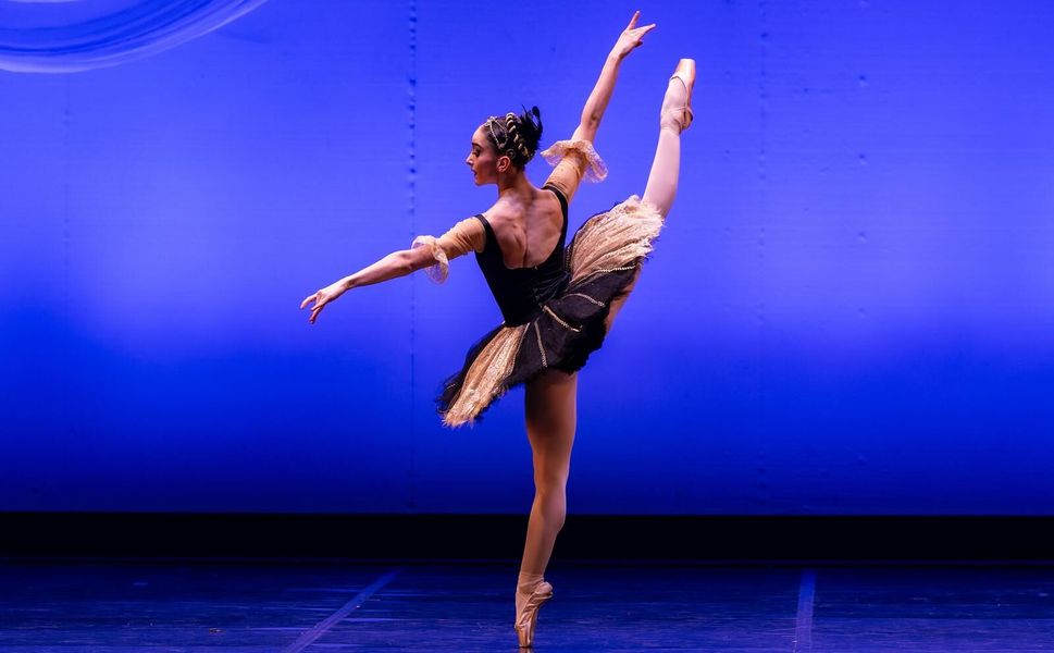 Balerin Doğa Deniz'e, Fransa'da 1'incilik ödülü