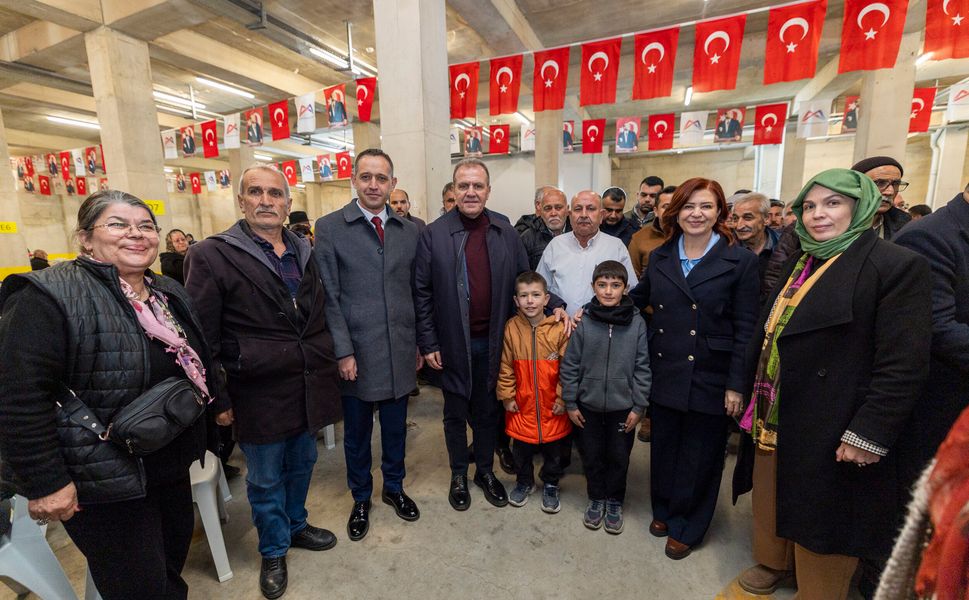 Mersin Büyükşehir Belediye Başkanı Seçer, Çamlıyayla’da düzenlenen iftar programına katıldı